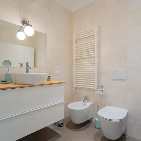 Enchanted - By Rent * Tremezzo