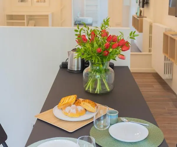 Enchanted - By Rent דירה טרמצו