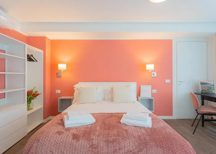 Enchanted - By Rent דירה