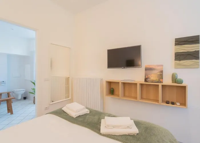 Enchanted - By Rent דירה