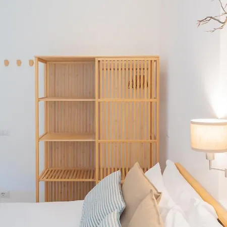 Enchanted - By Rent Apartamento