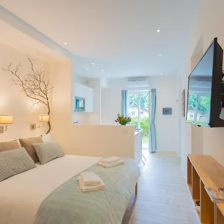 Enchanted - By Rent * Tremezzo