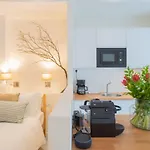 Enchanted - By Rent Апартаменты *